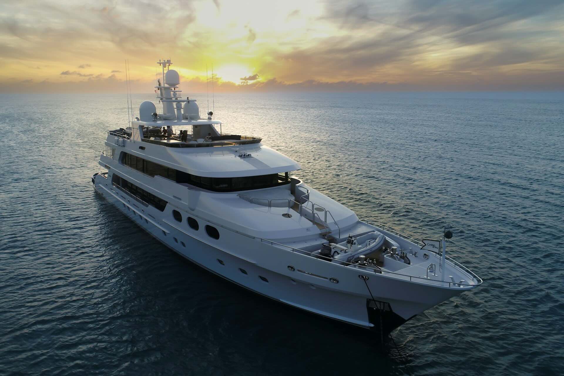 What Sets MakVacation Apart from Other Miami Luxury Rentals